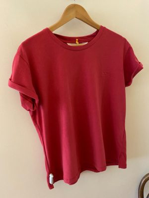 Compania Fantastica red t-shirt