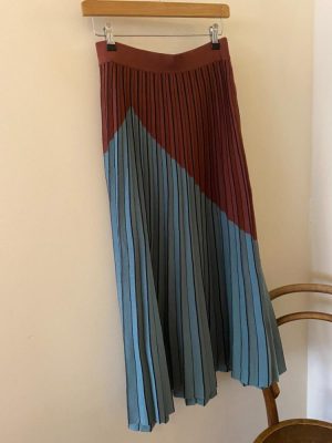 Skatie Pleated knit skirt