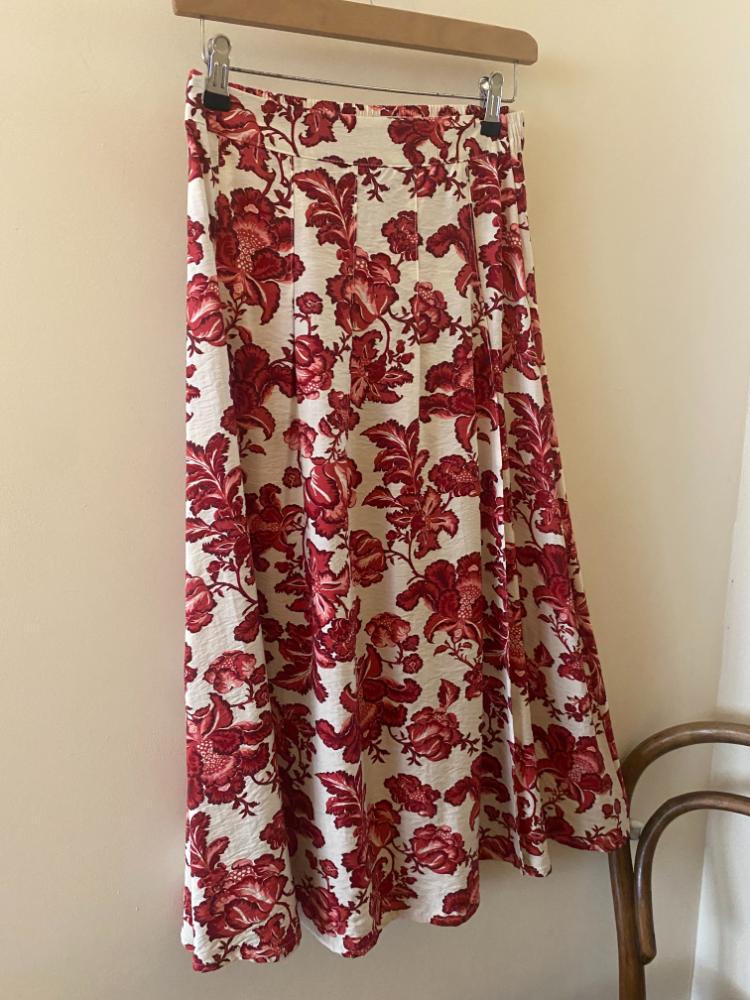 ICHI 'Gilvis' Floral Midi Skirt