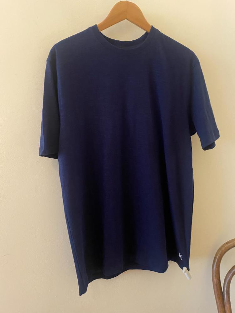 Komodo Navy 'Kin' Tee