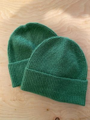 ICHI Ivo Green Ribbed Beanie Hat